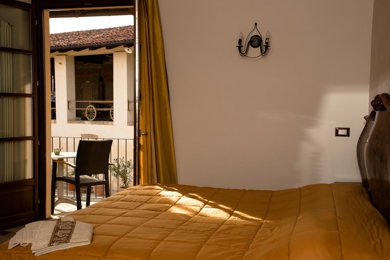 La Madonnina Agriturismo Dore Alba  Exteriör bild