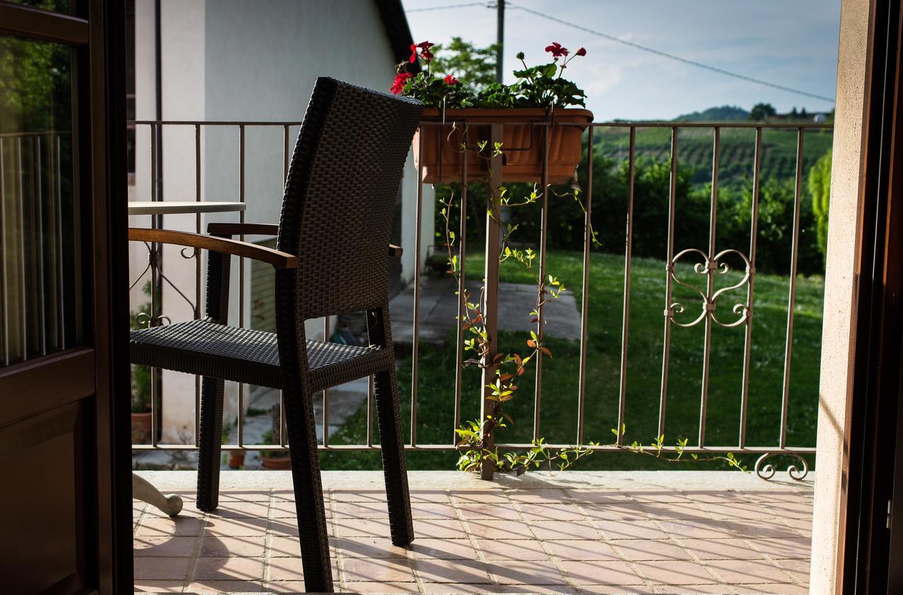 La Madonnina Agriturismo Dore Alba  Exteriör bild